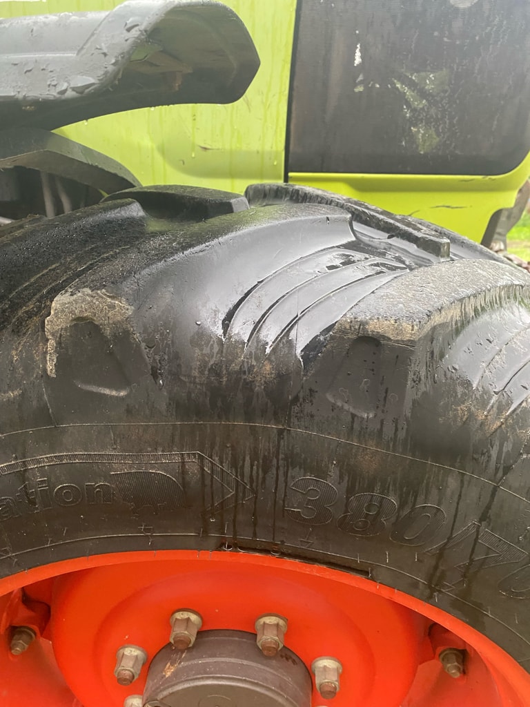 Tracteur CLAAS ARES 556 RZ - photo slide 6