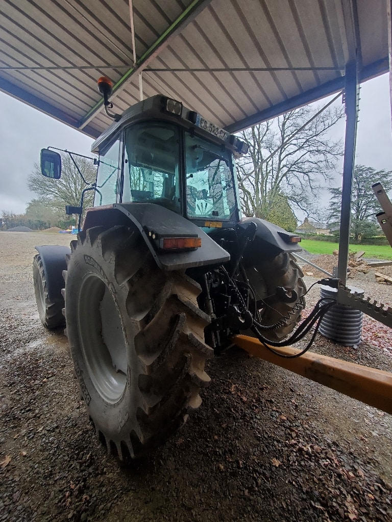 Tracteur MASSEY FERGUSON 6270 - photo slide 8