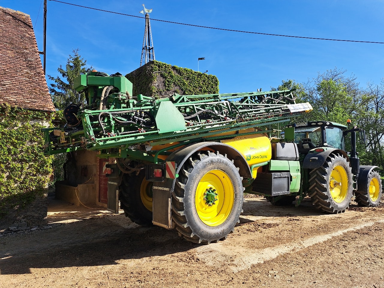 Pulverisateur JOHN DEERE M 952 I - photo slide 9